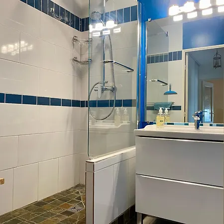 Spacieux T2 Au Rives Du Lez, Parking, Proche Gares Et Centre Apartmán
