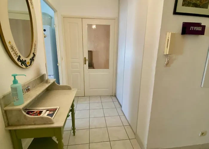 Spacieux T2 Au Rives Du Lez, Parking, Proche Gares Et Centre מונפלייה